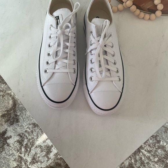 White leather converse platform - Picture 3 of 4